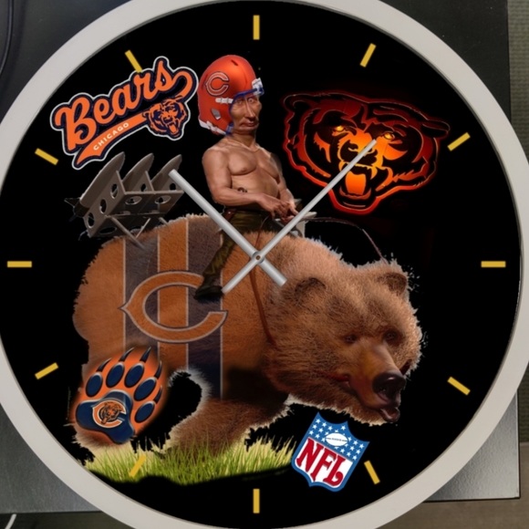 Bears Clock - Picture 4 of 4